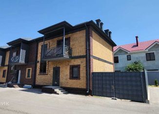 Продаю таунхаус, 114 м2, Ессентуки, улица Шмидта