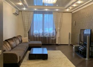 Продается 4-комнатная квартира, 130.3 м2, Казань, улица Габдуллы Кариева, 10, Советский район