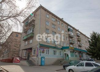 Продаю 4-ком. квартиру, 62.4 м2, Алексеевка, Слободская улица, 2А