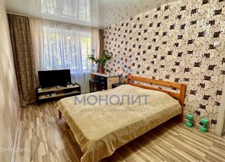 Продаю 1-ком. квартиру, 30 м2, Чебоксары, улица Хузангая, 1