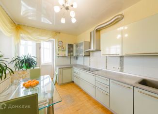 Продается трехкомнатная квартира, 95 м2, Екатеринбург, улица Сыромолотова, 11В, улица Сыромолотова