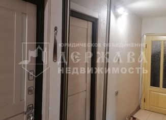 Продам 2-ком. квартиру, 43 м2, Кемерово, проспект Ленина, 108