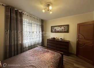 Продаю 3-комнатную квартиру, 80 м2, Саратов, улица имени Ф.А. Блинова, 2