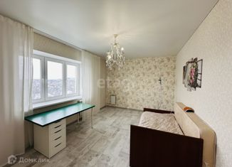 Сдается в аренду 3-комнатная квартира, 100 м2, Брянск, улица Луначарского, 7А