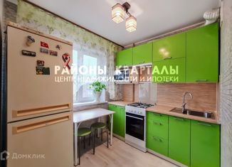 Продаю 3-ком. квартиру, 60 м2, Челябинская область, улица Гагарина, 34А