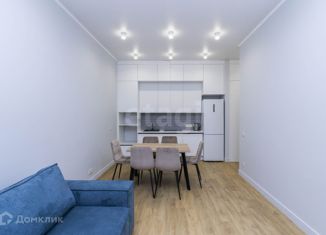 Сдается в аренду 2-комнатная квартира, 60 м2, Тюмень, улица Николая Ростовцева, 24, Восточный округ