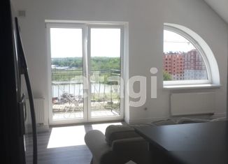 Продается четырехкомнатная квартира, 120 м2, Зеленоградск, улица Потёмкина, 18Б