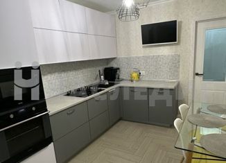 3-комнатная квартира на продажу, 79 м2, Курганинск, улица 76-й Квартал, 8
