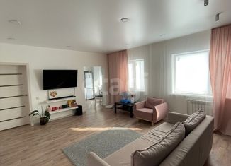 Продаю трехкомнатную квартиру, 82 м2, село Толмачёво, квартал Форда, 3