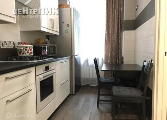 Сдается 3-ком. квартира, 70 м2, Москва, Студенческая улица, 28к1, Студенческая улица