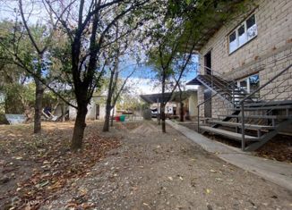 Продаю дом, 200 м2, поселок Средний Подкумок, Центральная улица, 11