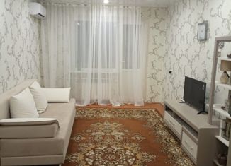 Продам 3-комнатную квартиру, 59 м2, Крым, Советская улица, 5