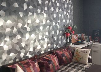 Продается трехкомнатная квартира, 73 м2, село Молочное, улица Шмидта, 18