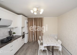 Продажа 3-комнатной квартиры, 75.4 м2, Тюменская область, Солнечный проезд, 8к2