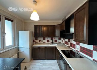 Сдается 2-ком. квартира, 56 м2, Москва, Большая Очаковская улица, 5, ЖК Мичурино