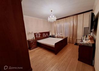 Продается 2-комнатная квартира, 52 м2, Москва, Нежинская улица, 13, район Очаково-Матвеевское