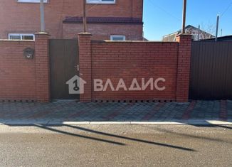 Продаю дом, 114 м2, Адыгейск, улица Тельмана, 6