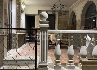 Продам дом, 900 м2, Ставрополь, улица Ломоносова, микрорайон № 5