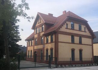 Продаю 3-комнатную квартиру, 46 м2, посёлок городского типа Янтарный, Советская улица, 40