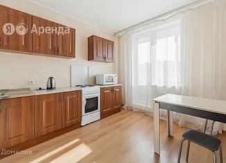 Однокомнатная квартира в аренду, 38.3 м2, Мурино, проспект Авиаторов Балтики, 17, ЖК Охтинская Дуга