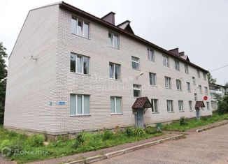 Продаю 1-ком. квартиру, 34 м2, Новгородская область, Парковая улица, 6А