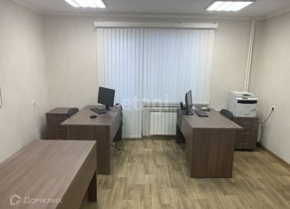 Продажа 2-ком. квартиры, 56 м2, Челябинск, улица Яблочкина, 21