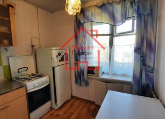 Продается 2-ком. квартира, 44 м2, Верхняя Пышма, улица Победы, 11