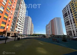 3-комнатная квартира на продажу, 69.9 м2, Уфа, ЖК 8 Марта, улица Асхата Мирзагитова, 8