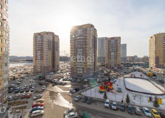 Продам однокомнатную квартиру, 40.3 м2, Тюмень, улица Мельникайте, 2к3, Центральный округ