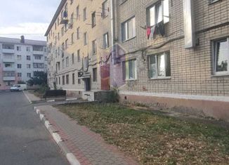 Продажа однокомнатной квартиры, 12 м2, Старый Оскол, микрорайон Горняк, 10