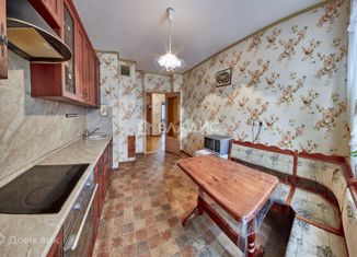 Продается 3-ком. квартира, 75 м2, Москва, Русаковская улица, 1, Русаковская улица