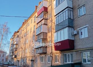 Продается 2-комнатная квартира, 42.4 м2, Челябинская область, улица Тореза, 2