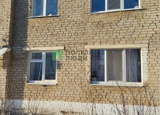 Продажа 2-комнатной квартиры, 36 м2, село Кармаскалы, улица Кирова, 44