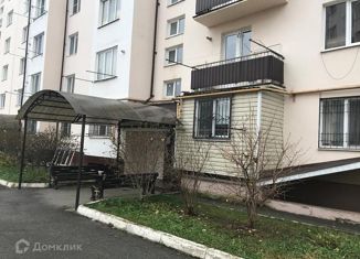 Продаю 3-ком. квартиру, 75.8 м2, Нальчик, улица Тарчокова, 25Ак2