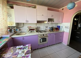 Продажа 2-комнатной квартиры, 52.8 м2, село Уютное, Евпаторийская улица, 24