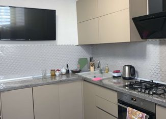 Продаю однокомнатную квартиру, 35 м2, поселок Придорожный, улица Алабина, 2