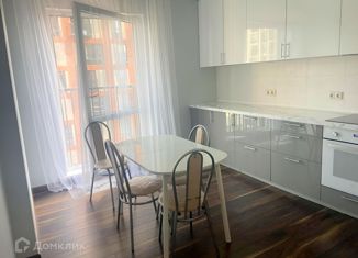 Сдаю в аренду 3-ком. квартиру, 90.4 м2, Москва, Красноказарменная улица, 15с4, ЮВАО