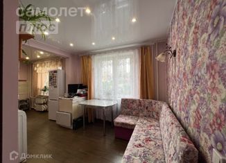 Продажа двухкомнатной квартиры, 57.6 м2, Кировская область, улица Ленина, 188