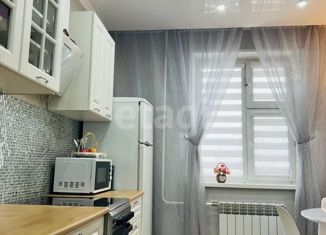 Продаю двухкомнатную квартиру, 50.9 м2, Муравленко, улица Губкина, 17