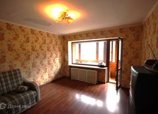 Продаю 3-ком. квартиру, 60 м2, Самара, улица Авроры, 122, метро Московская