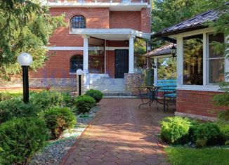 Продажа дома, 306 м2, Нижневартовск, площадь Нефтяников