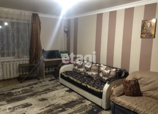 Продам 2-ком. квартиру, 53.8 м2, поселок городского типа Ракитное, улица Ватутина, 4