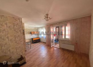 Сдам в аренду квартиру студию, 32 м2, Красноярск, Судостроительная улица, 25А, ЖК Премьера