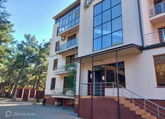 Пятикомнатная квартира на продажу, 200 м2, Геленджик, Геленджикский проспект, 127