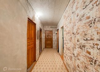 Продам четырехкомнатную квартиру, 96 м2, Оренбургская область, Беляевская улица, 31
