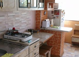 Продажа двухкомнатной квартиры, 56 м2, село Кольцово, улица Мира, 1