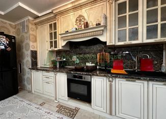 3-ком. квартира на продажу, 80.5 м2, Энгельс, проспект Химиков, 3Г