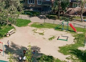 Продажа 2-комнатной квартиры, 48.2 м2, Братск, улица Кирова, 30А