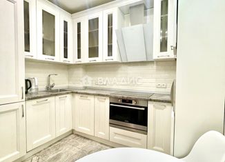 Двухкомнатная квартира на продажу, 51 м2, Москва, Кастанаевская улица, 45к2, метро Славянский бульвар