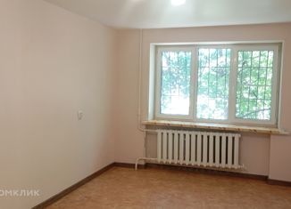 Продается однокомнатная квартира, 31.8 м2, Волгоград, Аджарская улица, 24, Советский район